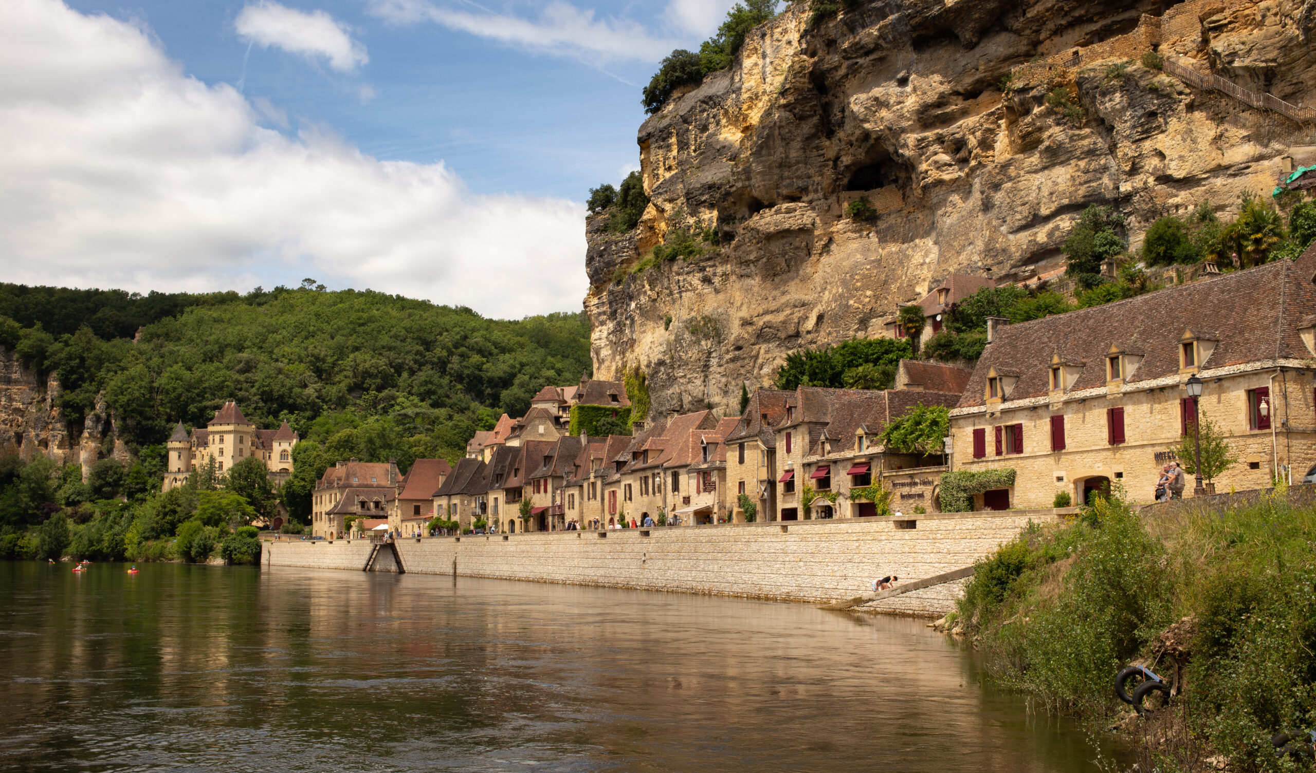 La Roque-Gageac village in France from Dordogne river, Nouvelle-Aquitaine, France